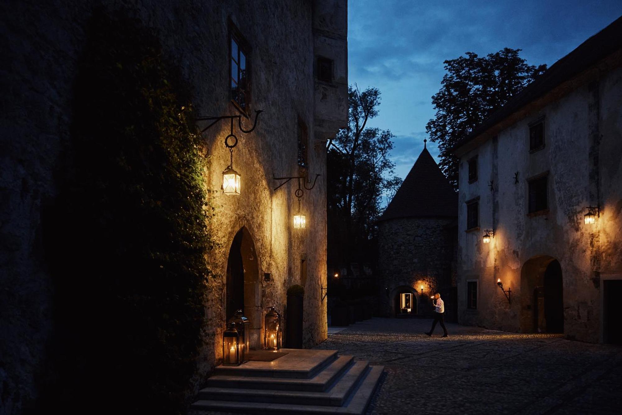 Hotel Grad Otocec - Relais Chateaux Buitenkant foto
